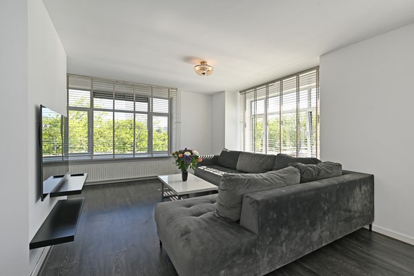 Medium property photo - Troelstrakade 137, 2531 AC Den Haag